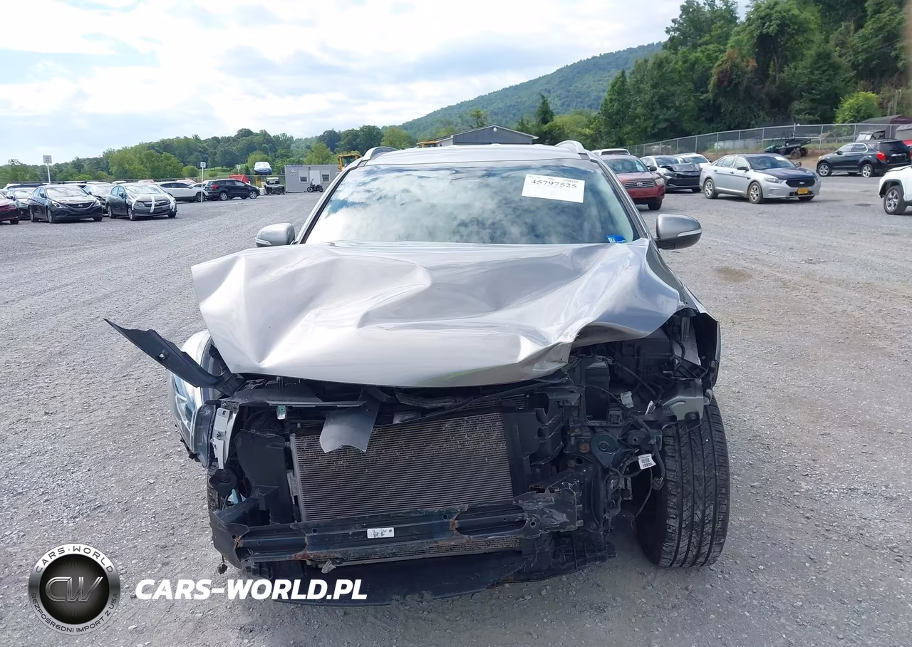 2017 Kia Sorento 3.3L Ex VIN:5XYPHDA57HG310600 - 13