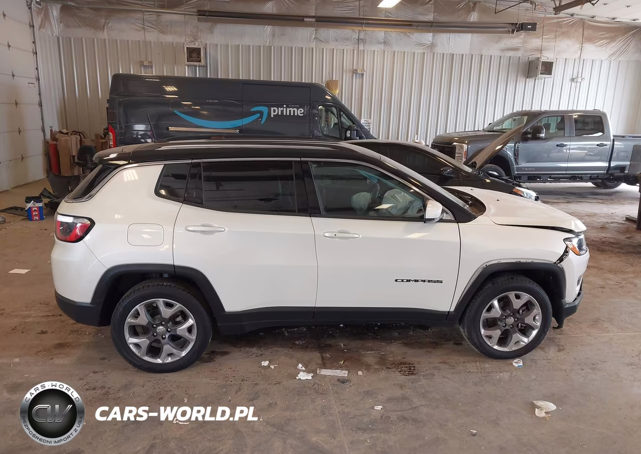 2019 Jeep Compass Limited 4X4 VIN:3C4NJDCB3KT842988 - 13