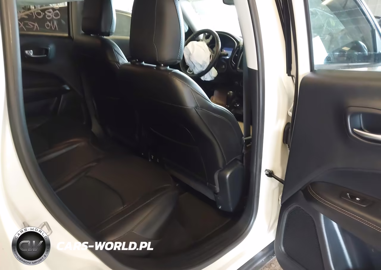 2019 Jeep Compass Limited 4X4 VIN:3C4NJDCB3KT842988 - 8