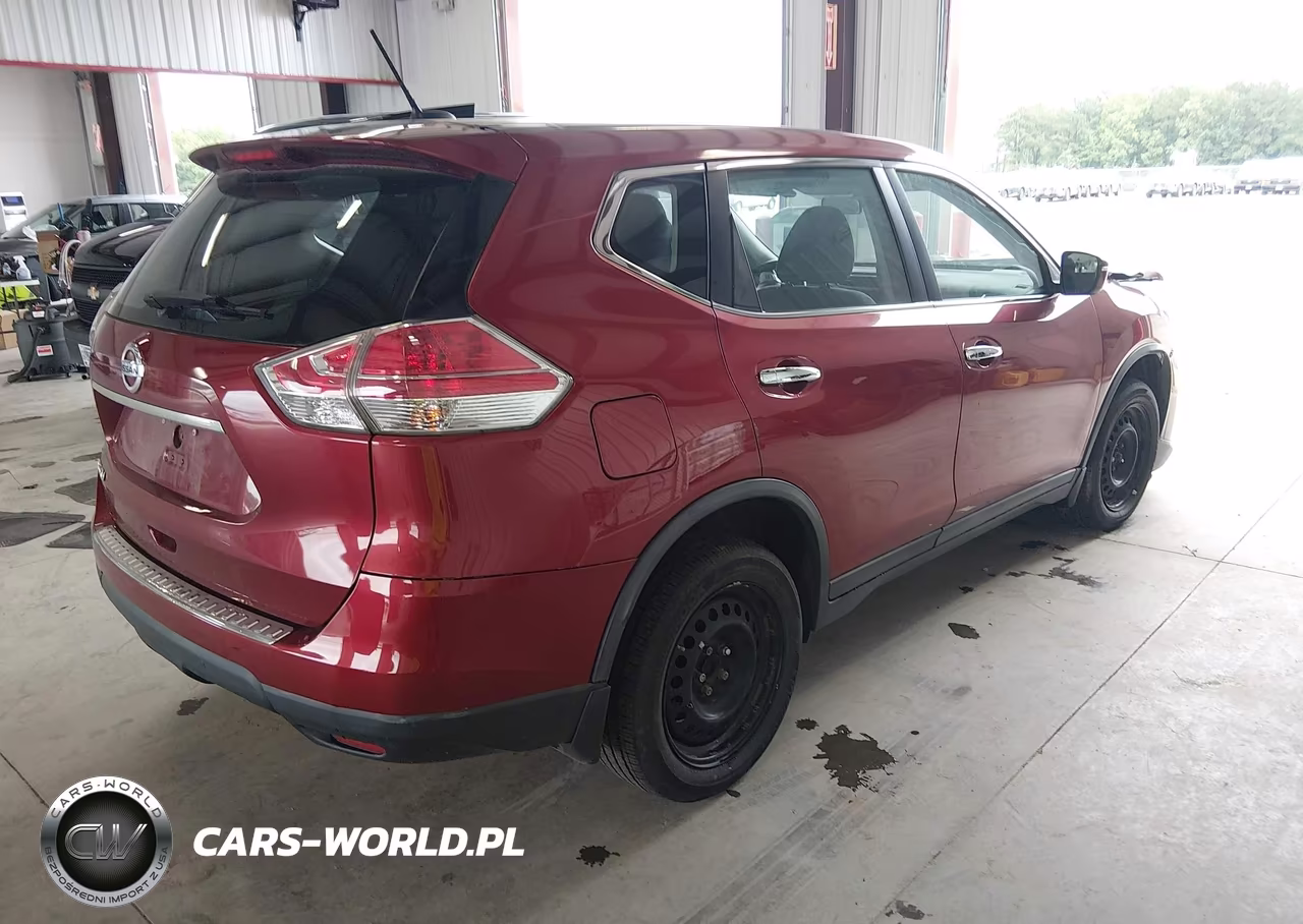 2015 Nissan Rogue S VIN:KNMAT2MTXFP577999 - 4