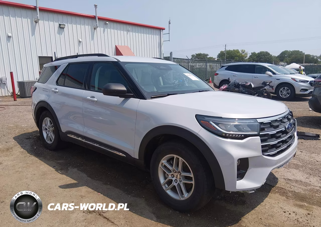 2025 Ford Explorer Active