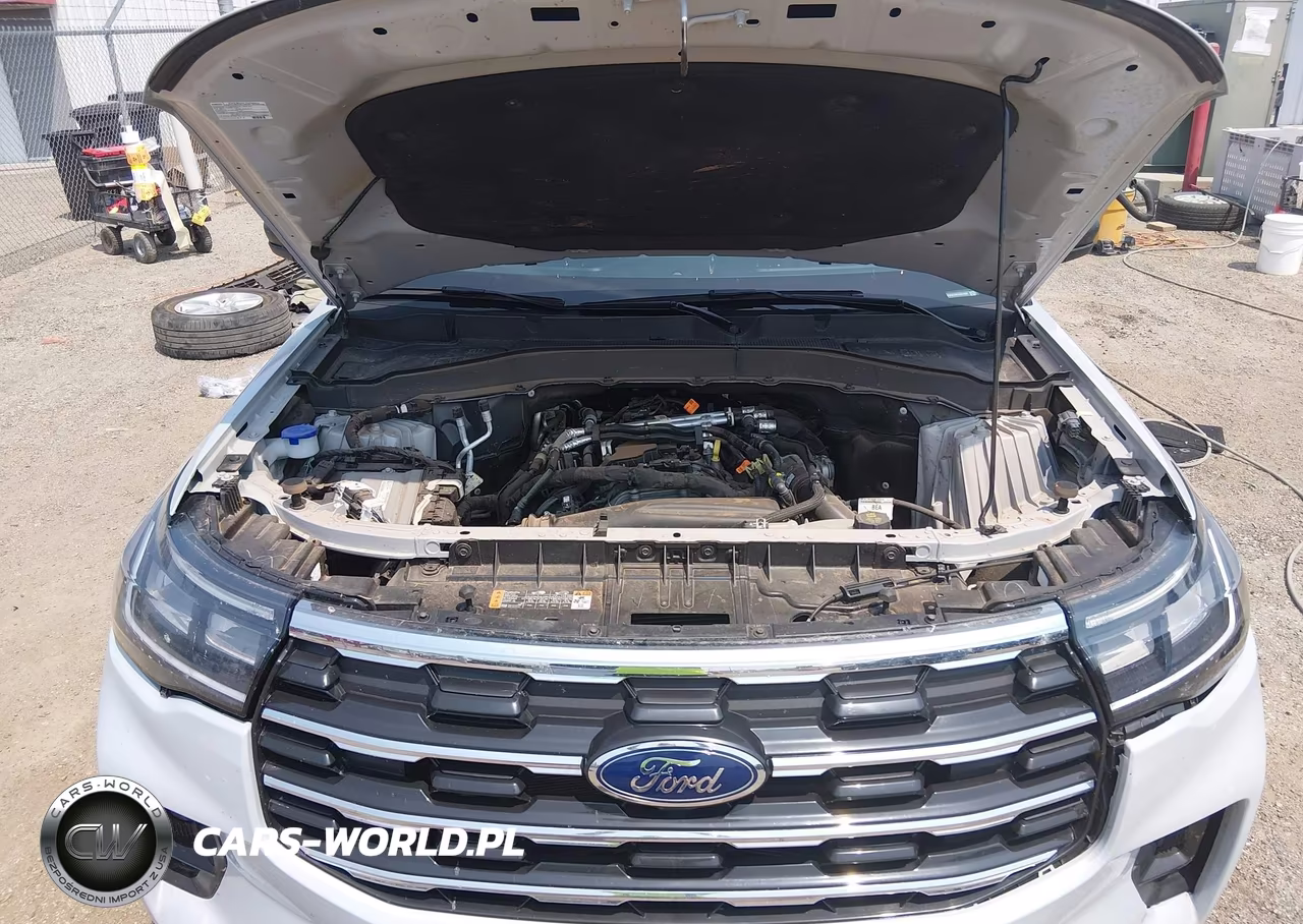 2025 Ford Explorer Active VIN:1FMUK7DH1SGB14891 - 10