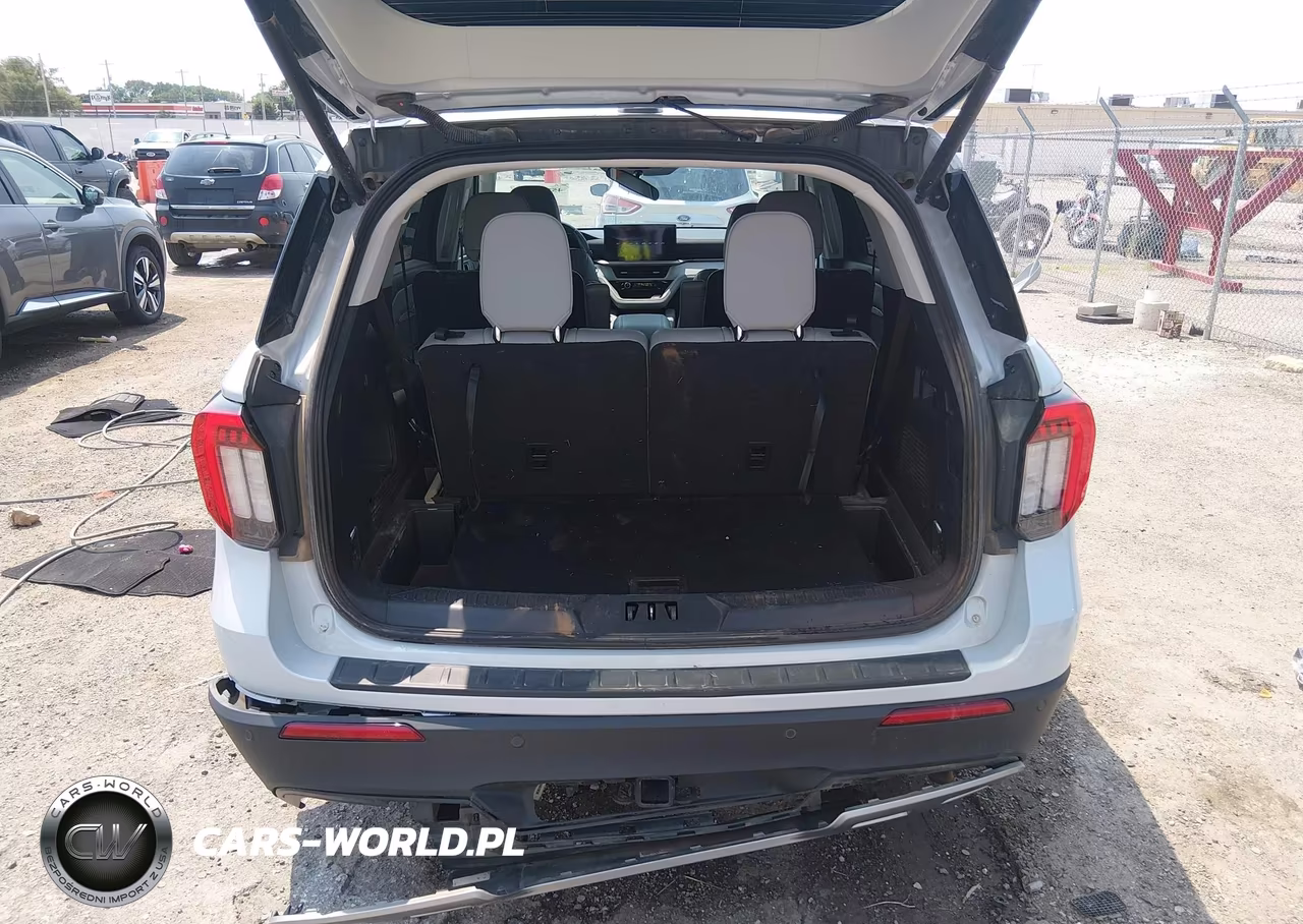 2025 Ford Explorer Active VIN:1FMUK7DH1SGB14891 - 17