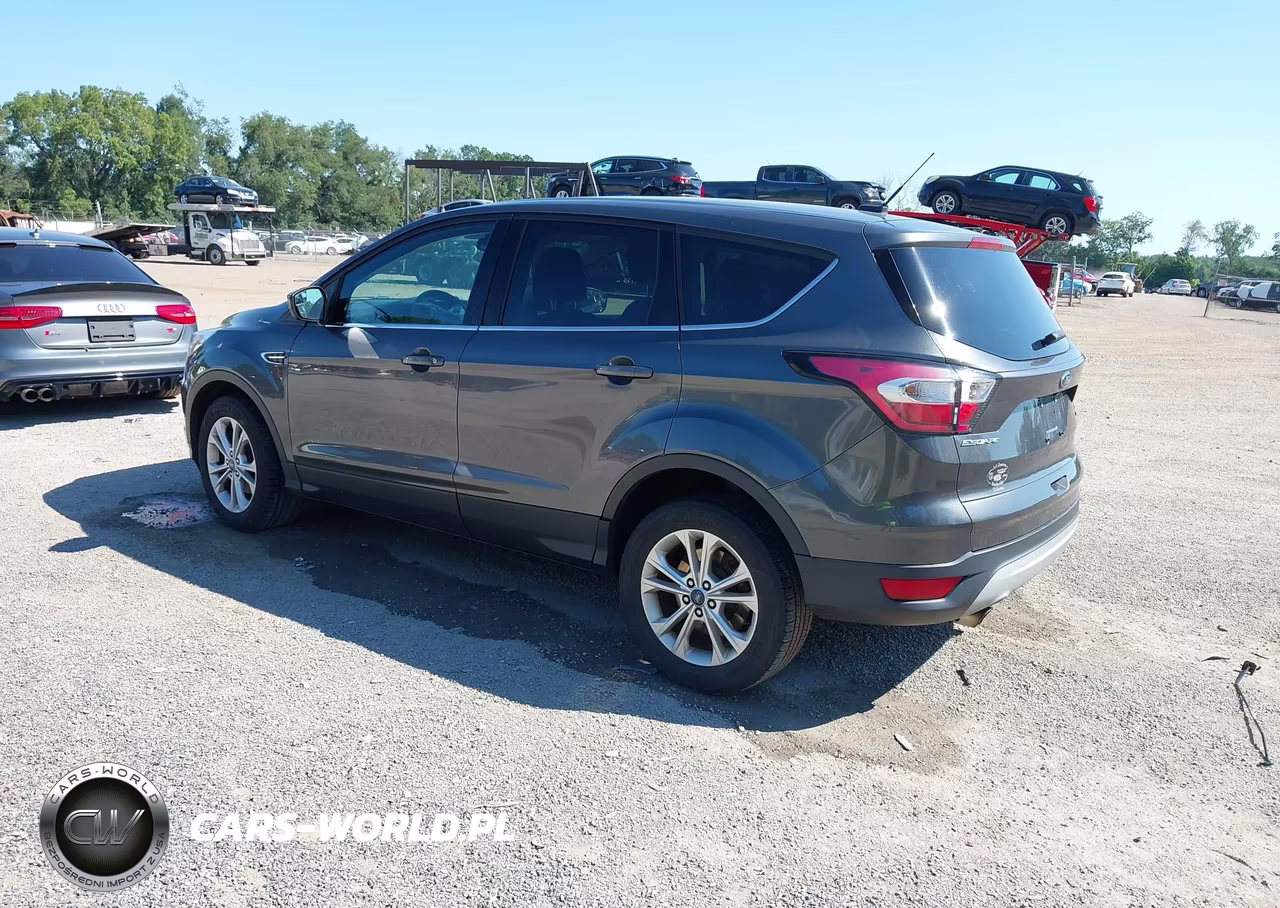 2017 Ford Escape Se VIN:1FMCU0GD0HUC93781 - 3
