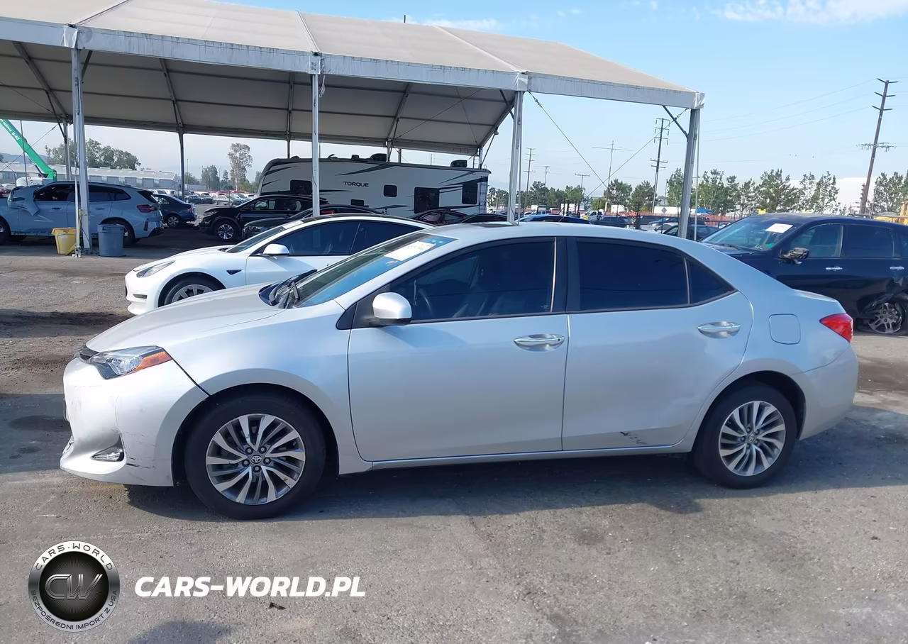 2017 Toyota Corolla Xle VIN:5YFBURHE3HP604371 - 13