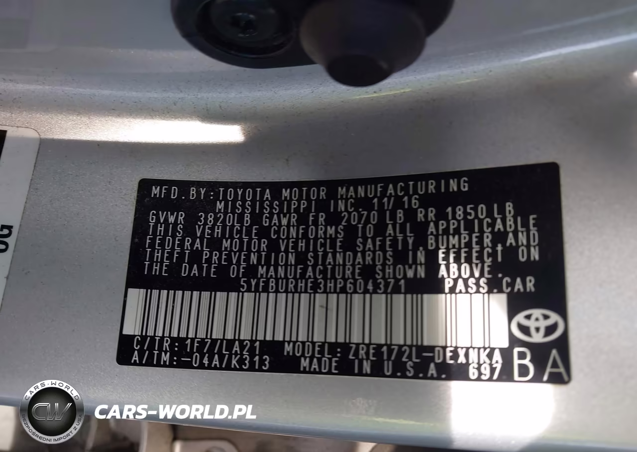 2017 Toyota Corolla Xle VIN:5YFBURHE3HP604371 - 9