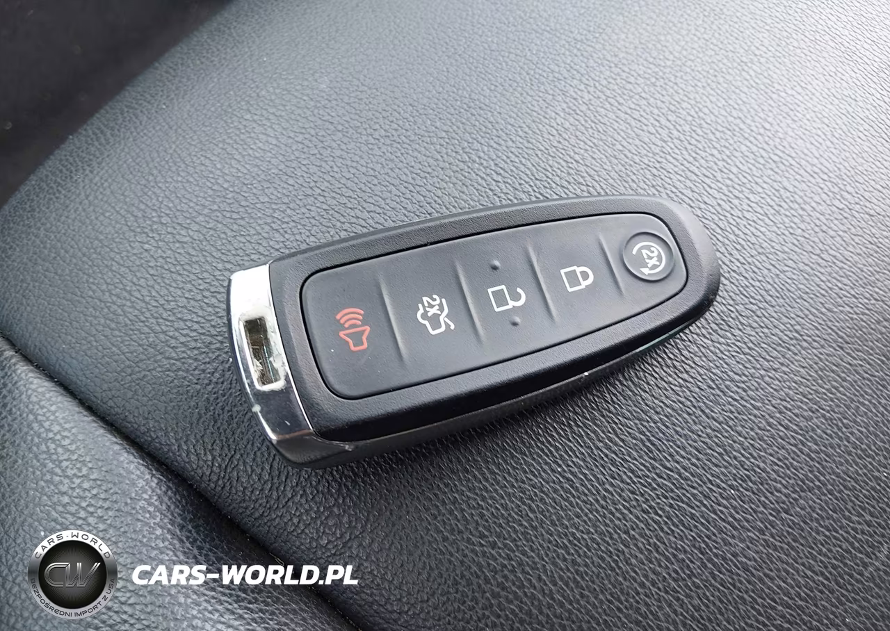 2019 Ford Escape Titanium VIN:1FMCU9J91KUA28190 - 11