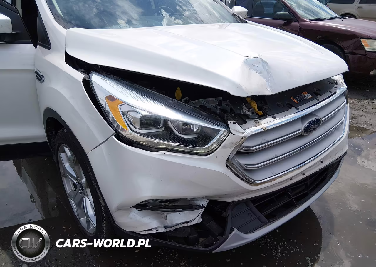 2019 Ford Escape Titanium VIN:1FMCU9J91KUA28190 - 6