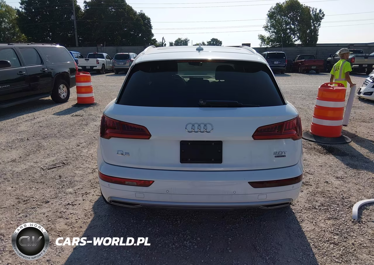 2018 Audi Q5 2.0T Premium-2.0T Tech Premium VIN:WA1BNAFY9J2139041 - 16