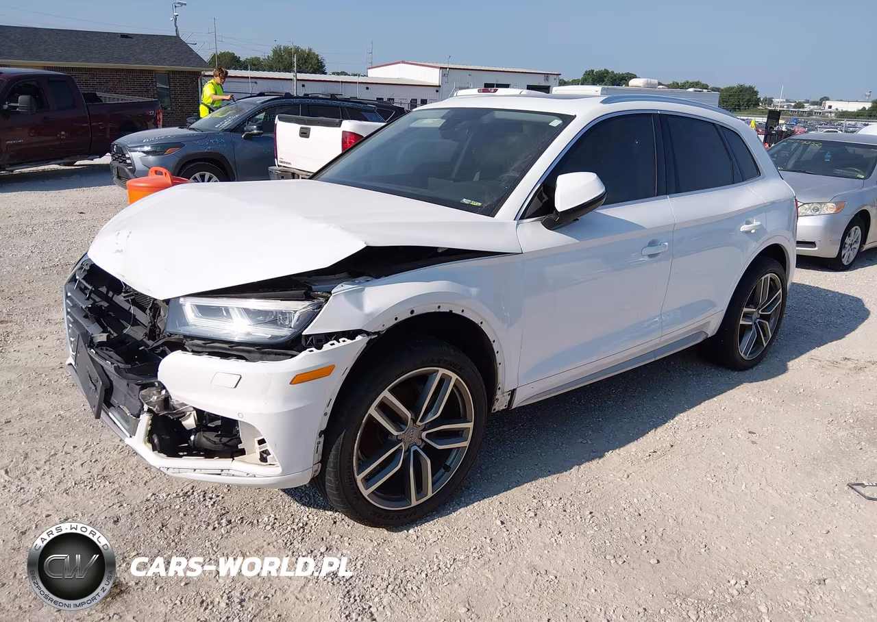 2018 Audi Q5 2.0T Premium-2.0T Tech Premium VIN:WA1BNAFY9J2139041 - 2