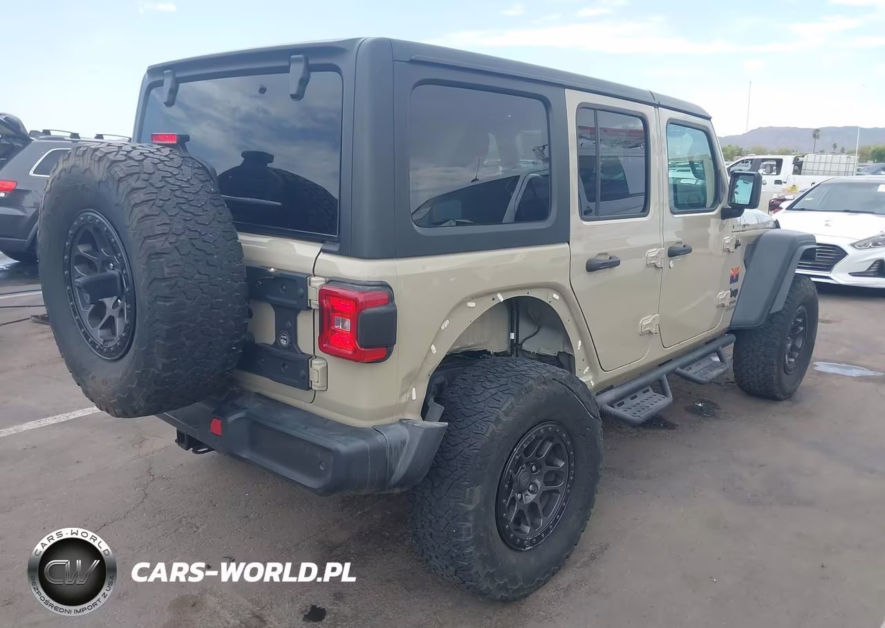 2022 Jeep Wrangler Unlimited Willys 4X4 VIN:1C4HJXDG0NW219917 - 4
