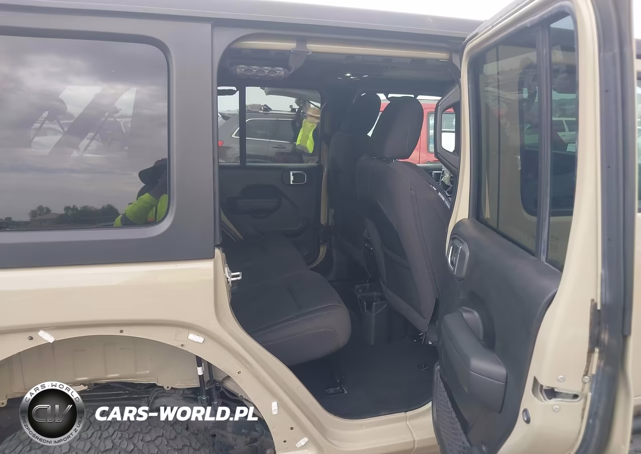 2022 Jeep Wrangler Unlimited Willys 4X4 VIN:1C4HJXDG0NW219917 - 8
