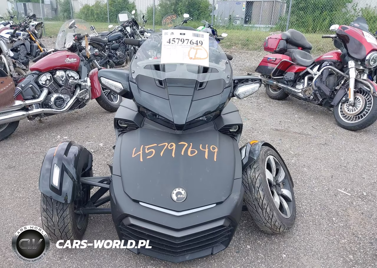 2017 Can-Am Spyder Roadster F3-T-Limited-Limited Spec VIN:2BXREDD22HV000828 - 5
