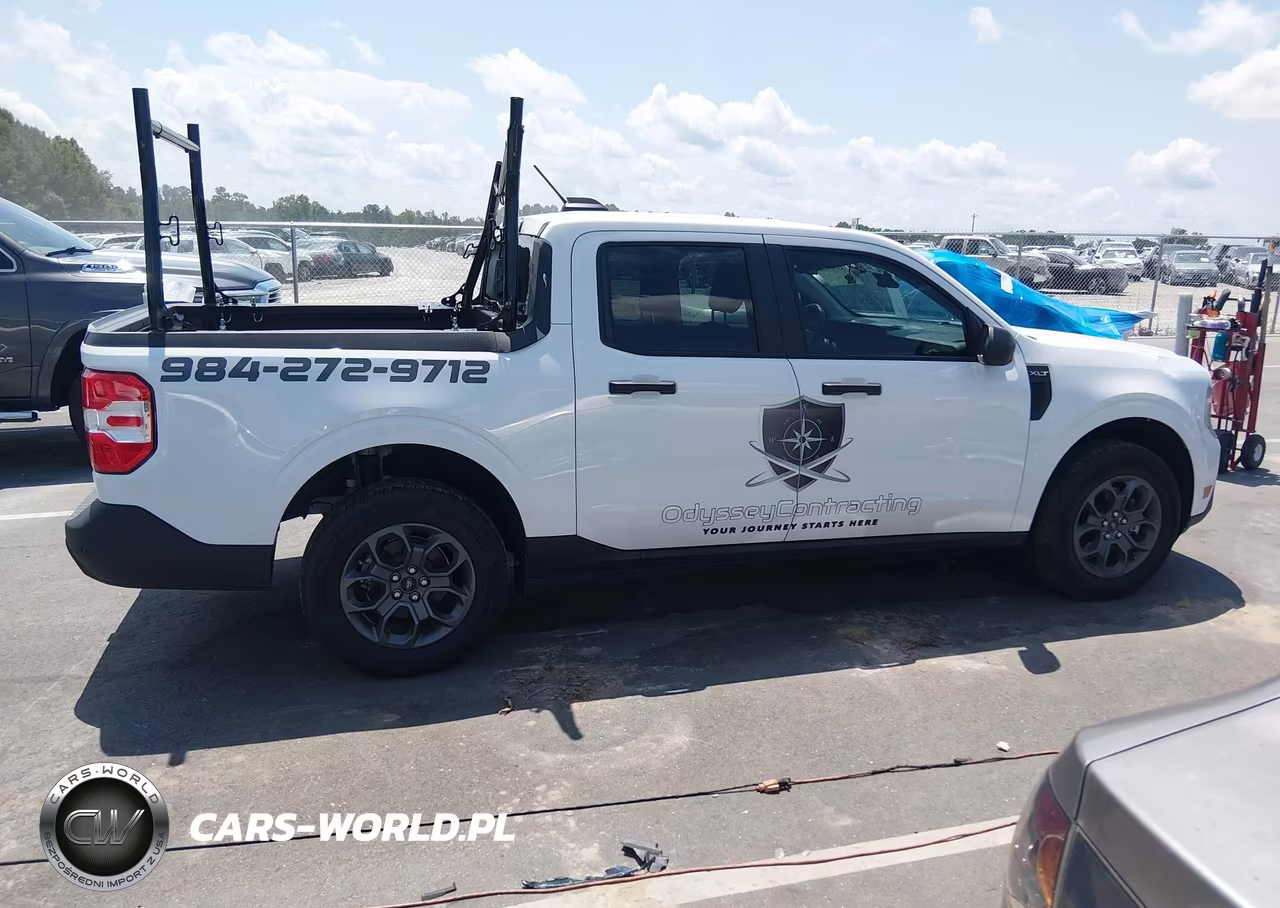 2025 Ford Maverick Xlt VIN:3FTTW8H36SRA60117 - 13