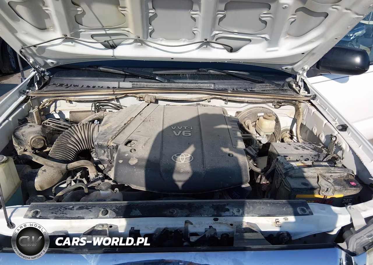 2015 Toyota Tacoma Prerunner V6 VIN:5TFJU4GN2FX064915 - 10