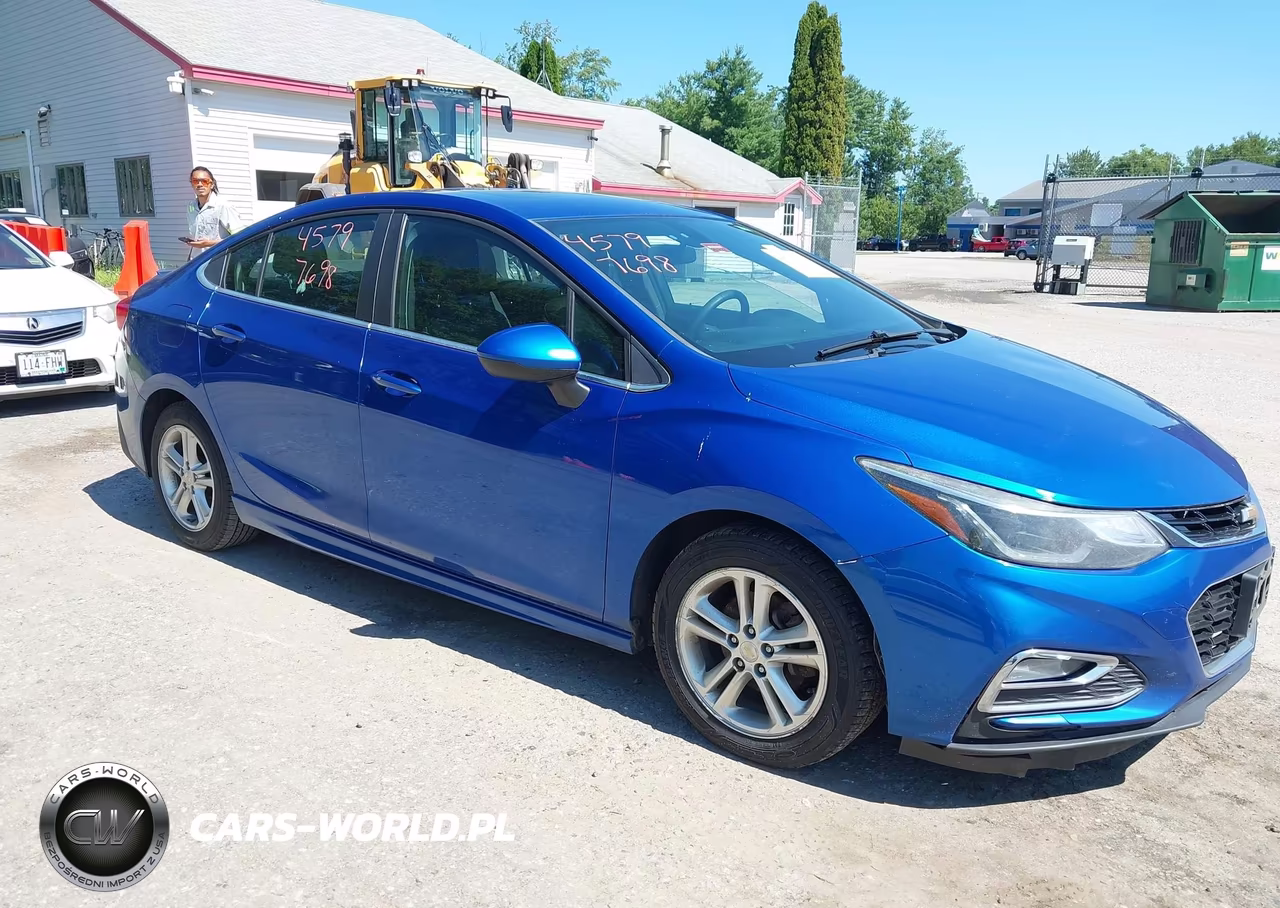 2016 Chevrolet Cruze Lt Auto – zdjęcie 1 z 11