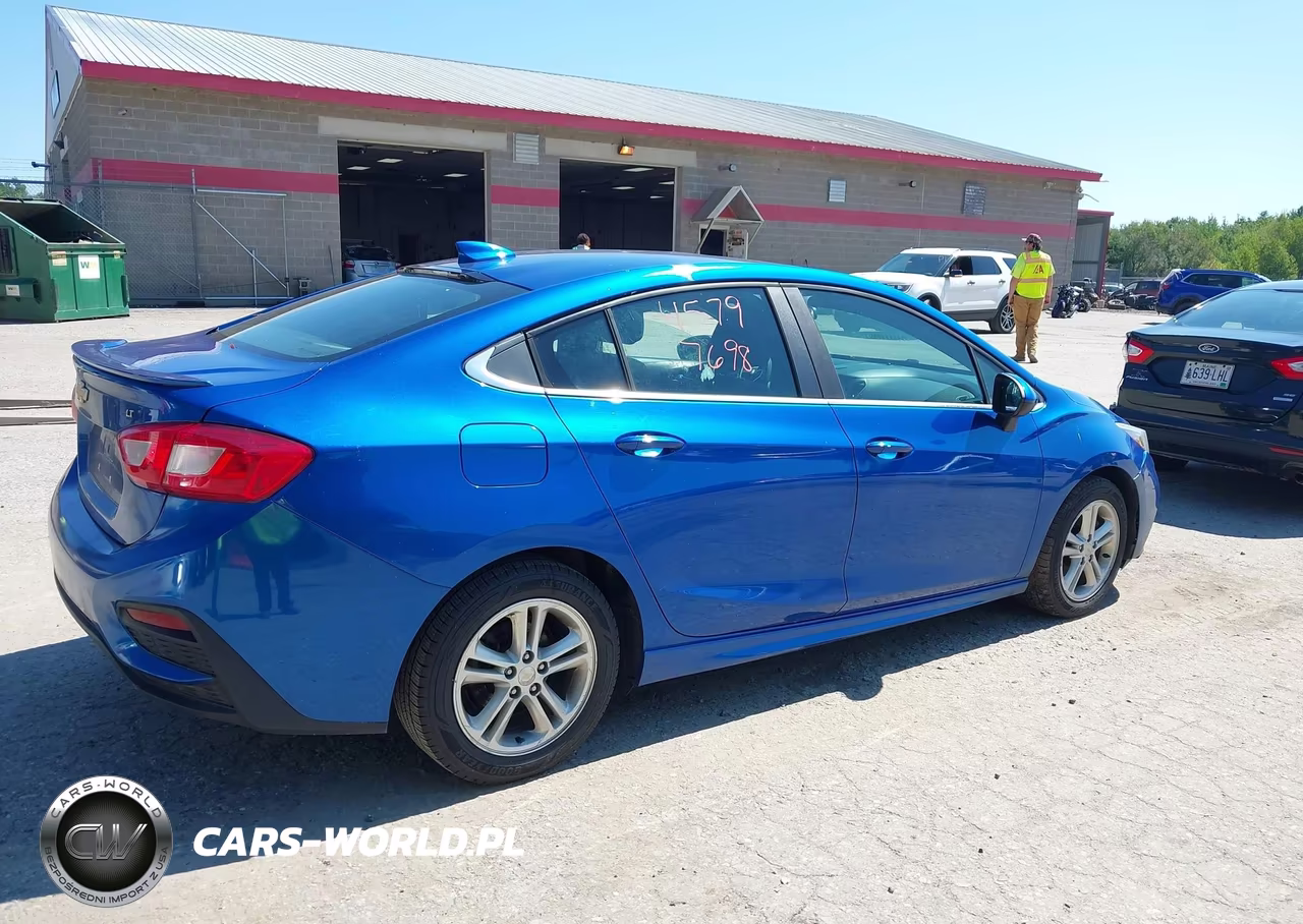 2016 Chevrolet Cruze Lt Auto VIN:1G1BE5SMXG7261704 - 4
