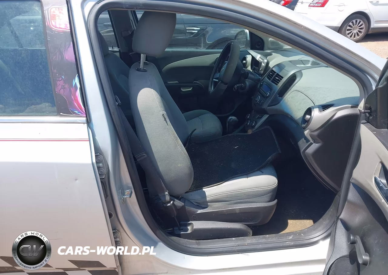 2012 Chevrolet Sonic 2Ls VIN:1G1JA5SH8C4199077 - 5