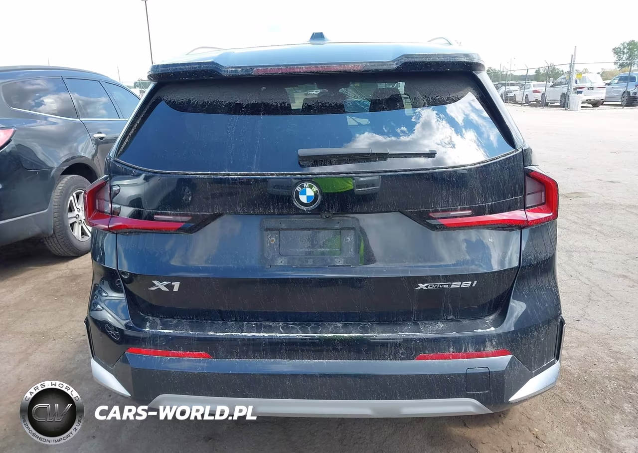 2023 BMW X1 xDrive28I VIN:WBX73EF02P5X62904 - 16