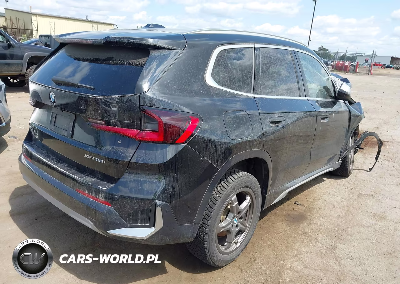 2023 BMW X1 xDrive28I VIN:WBX73EF02P5X62904 - 4