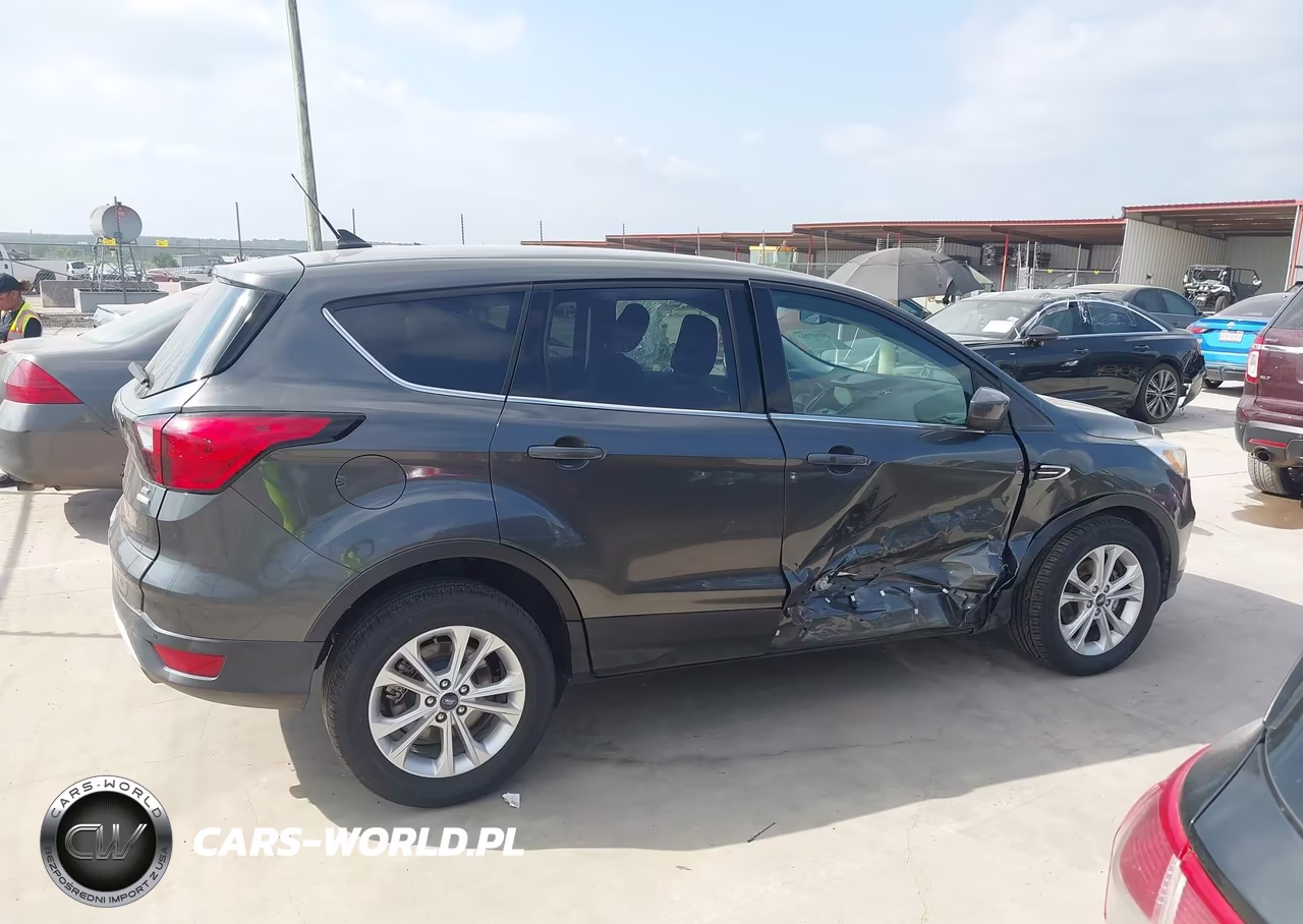 2019 Ford Escape Se VIN:1FMCU0GD7KUC35481 - 13