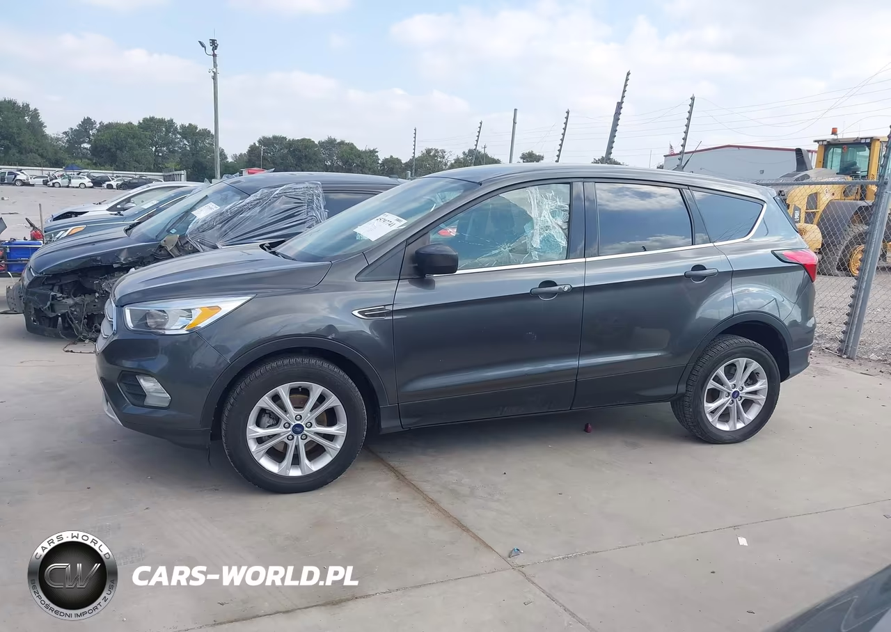 2019 Ford Escape Se VIN:1FMCU0GD7KUC35481 - 14