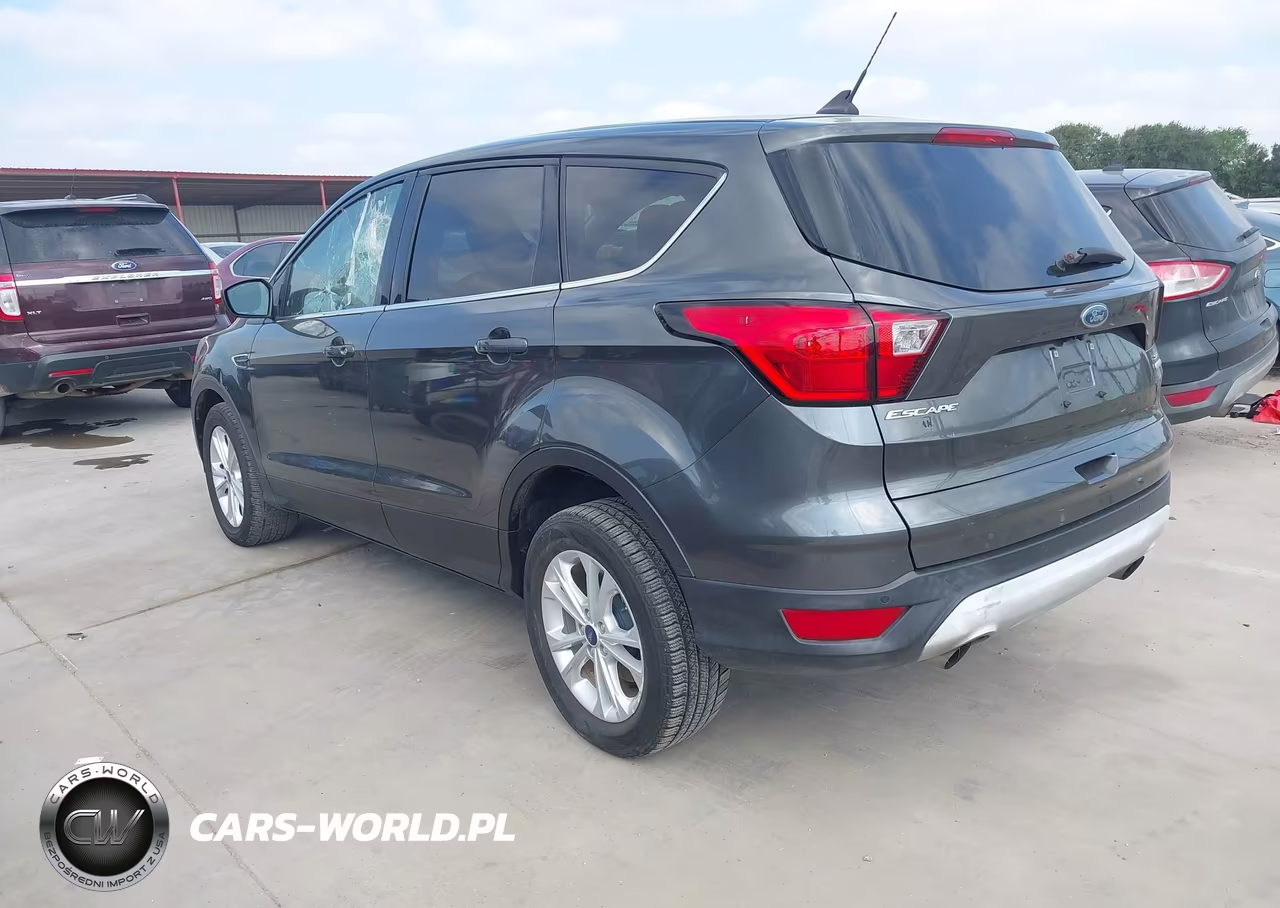 2019 Ford Escape Se VIN:1FMCU0GD7KUC35481 - 3