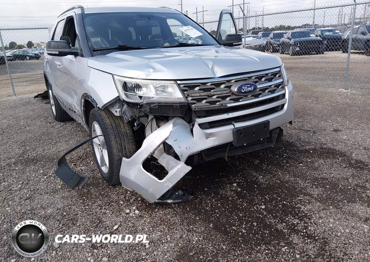 2018 Ford Explorer Xlt VIN:1FM5K7D81JGA34090 - 6