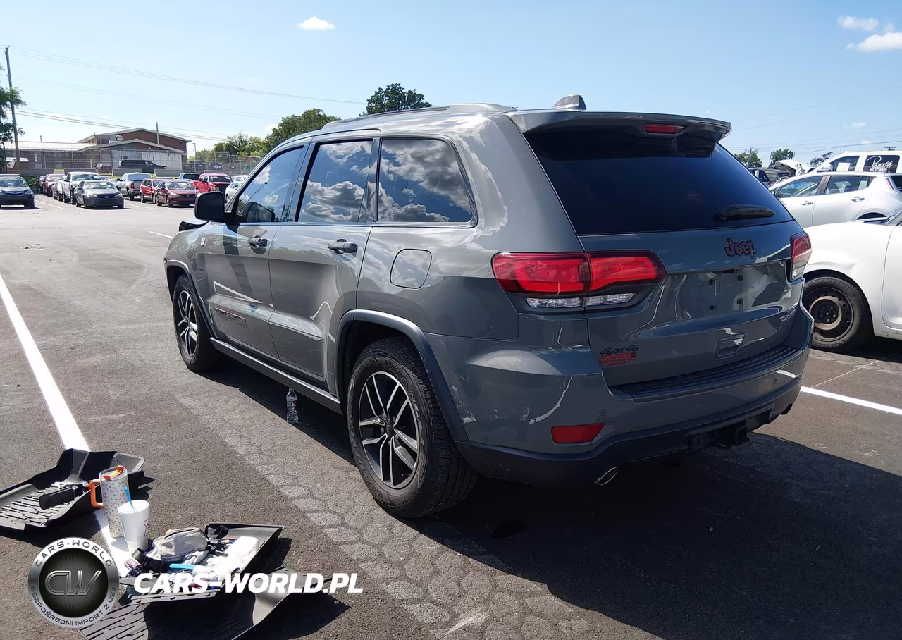 2021 Jeep Grand Cherokee Trailhawk 4X4 VIN:1C4RJFLT2MC632189 - 3