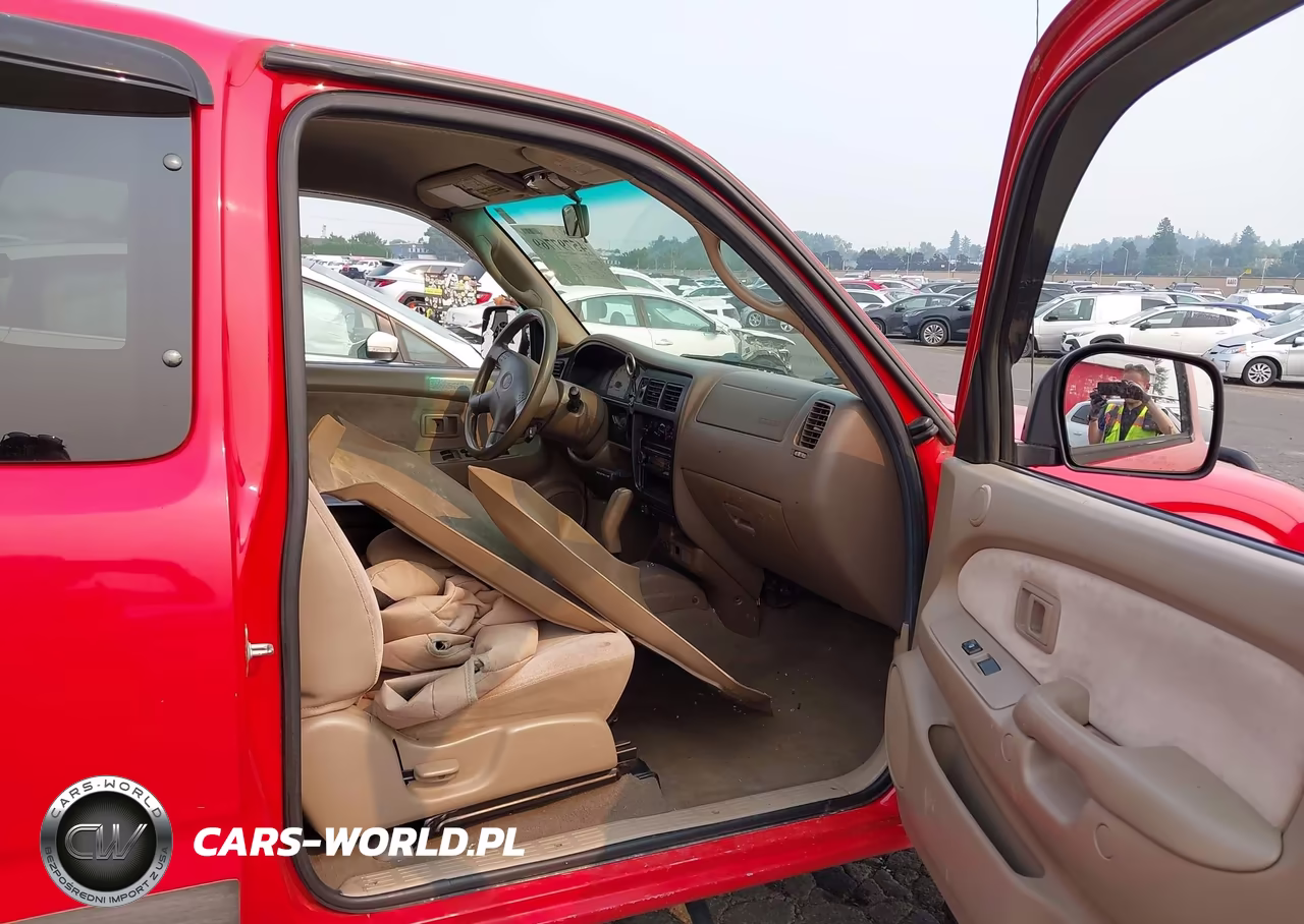 2004 Toyota Tacoma Base V6 VIN:5TEWN72N14Z462120 - 5