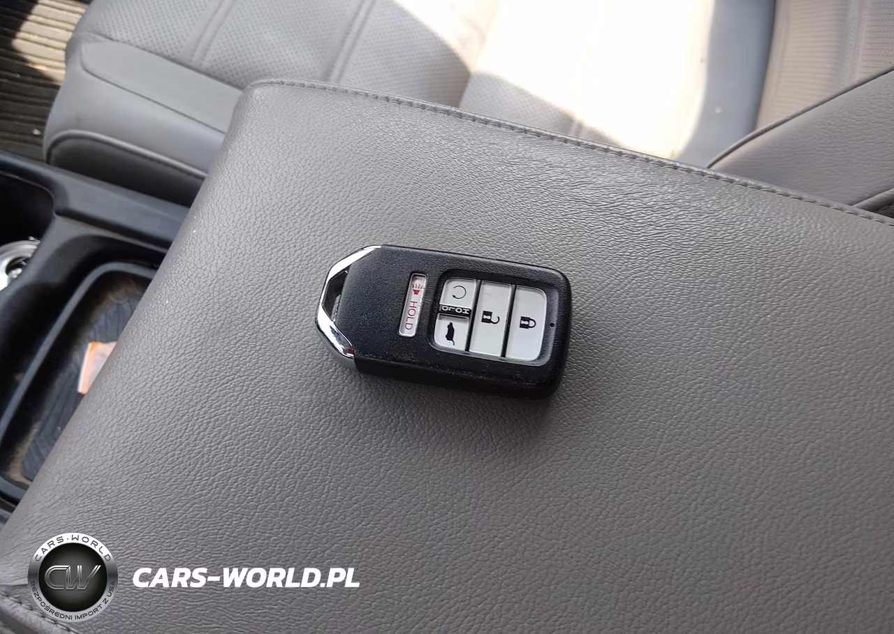 2018 Honda Cr-V Touring VIN:7FARW1H9XJE001713 - 11