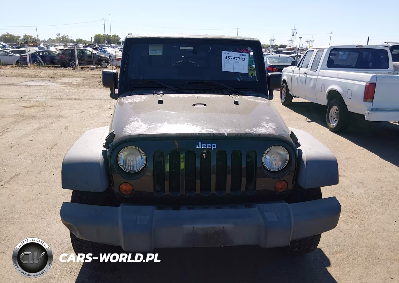 2008 Jeep Wrangler Unlimited X VIN:1J4GA39138L584889 - 12