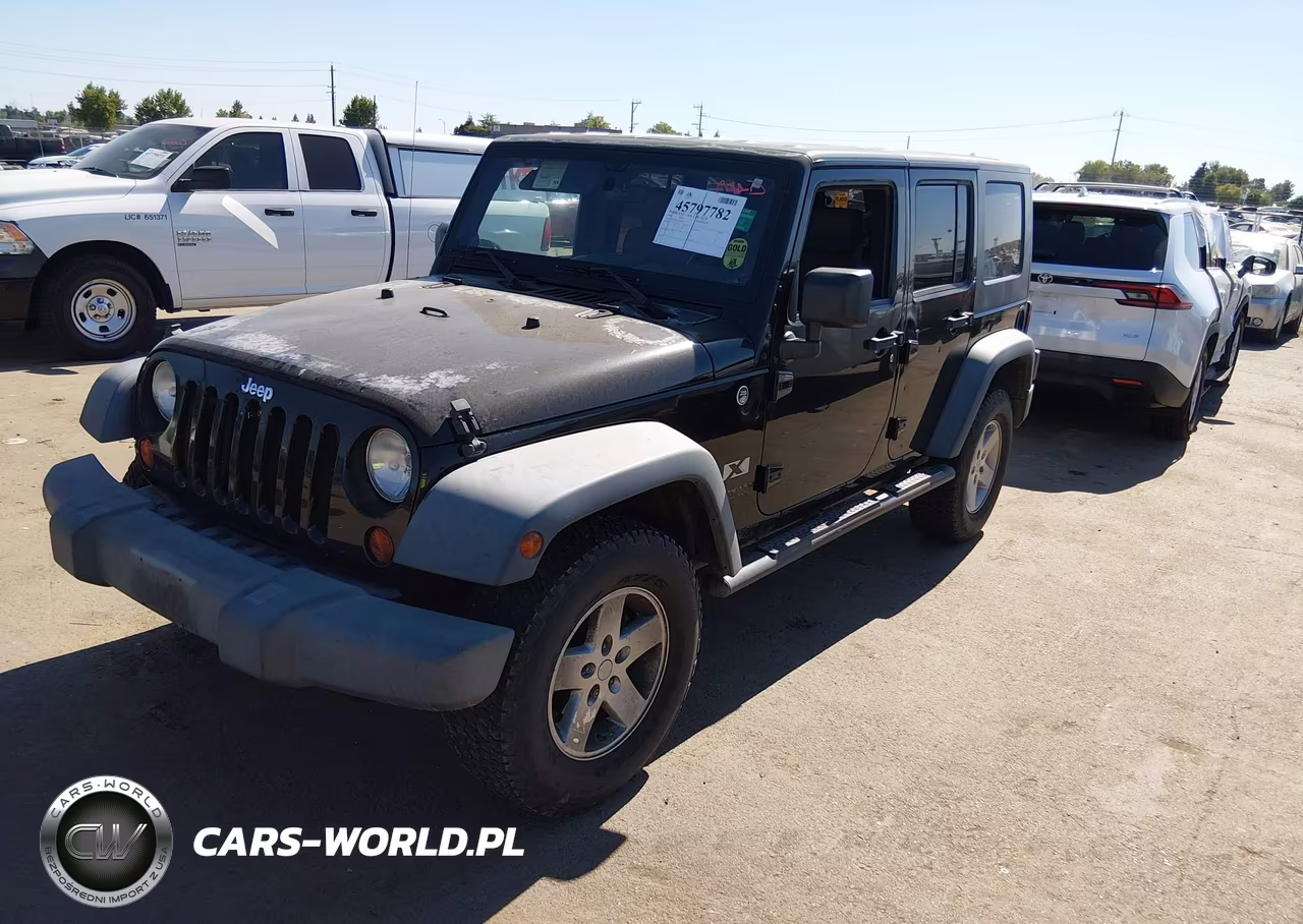 2008 Jeep Wrangler Unlimited X VIN:1J4GA39138L584889 - 2