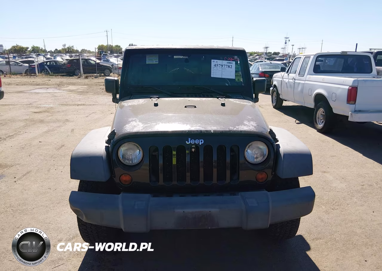 2008 Jeep Wrangler Unlimited X VIN:1J4GA39138L584889 - 6