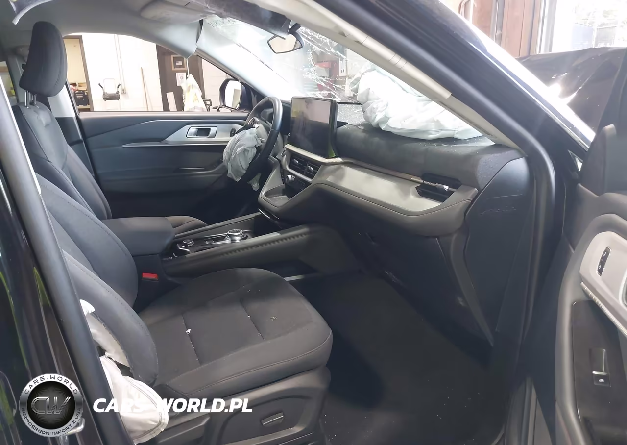 2025 Ford Explorer Active VIN:1FMUK8DH8SGC27288 - 5