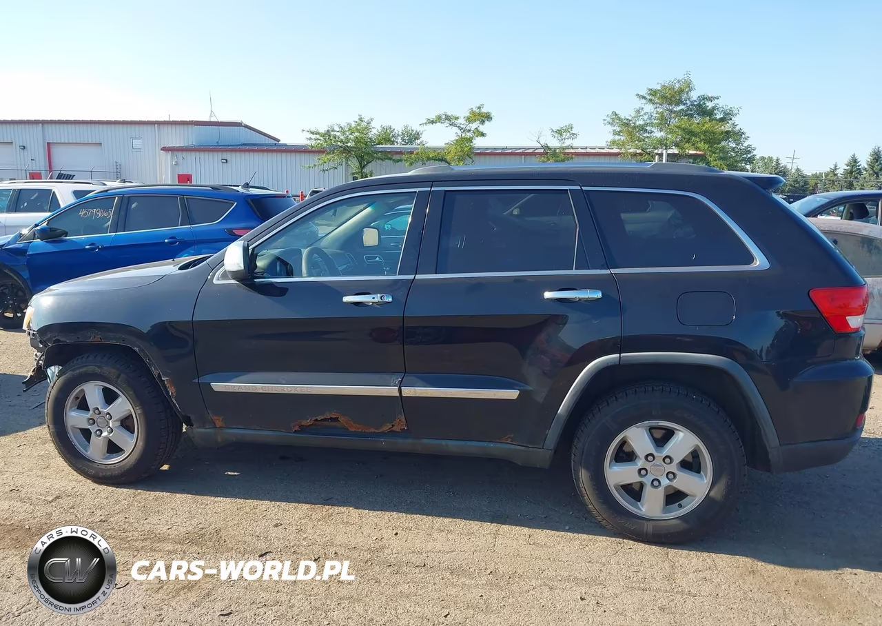 2011 Jeep Grand Cherokee Laredo VIN:1J4RR4GG0BC525627 - 14