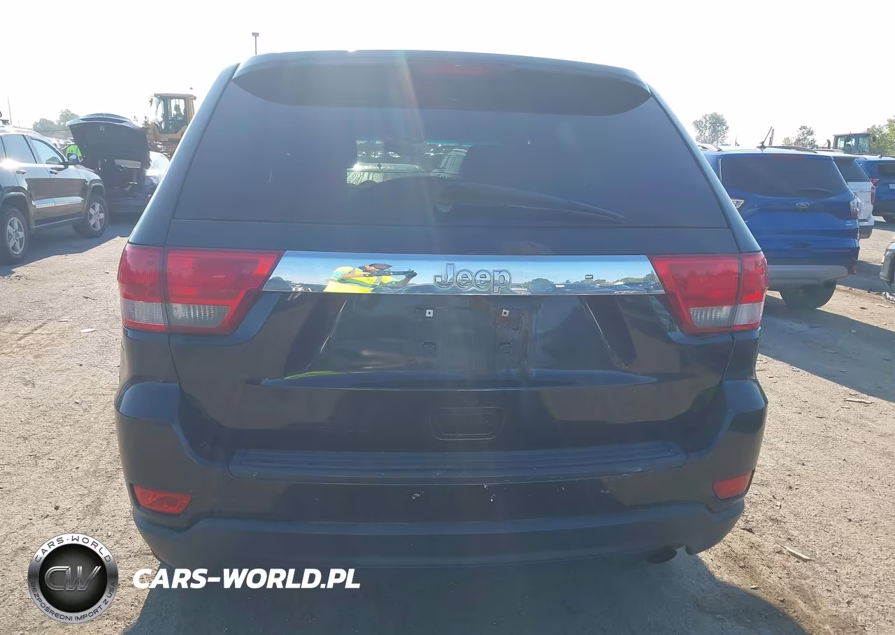 2011 Jeep Grand Cherokee Laredo VIN:1J4RR4GG0BC525627 - 16