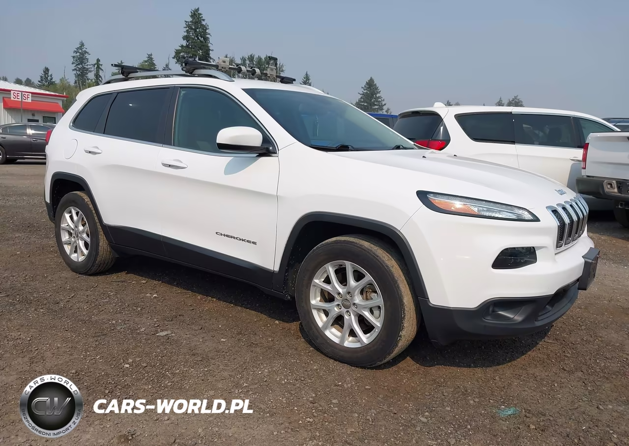 2018 Jeep Cherokee Latitude 4X4 – zdjęcie 1 z 16