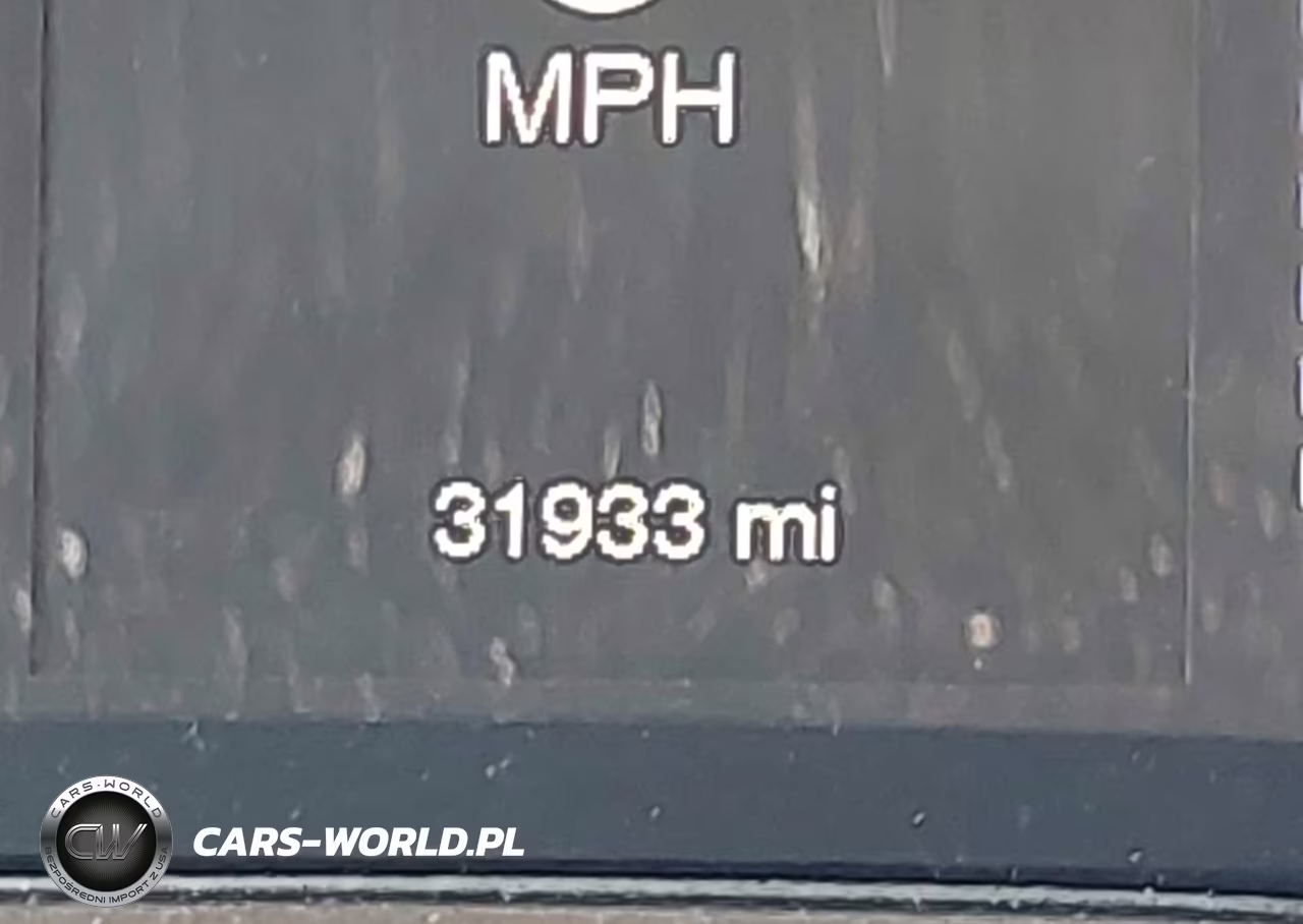 2018 Jeep Cherokee Latitude 4X4 VIN:1C4PJMCB3JD528660 - 15
