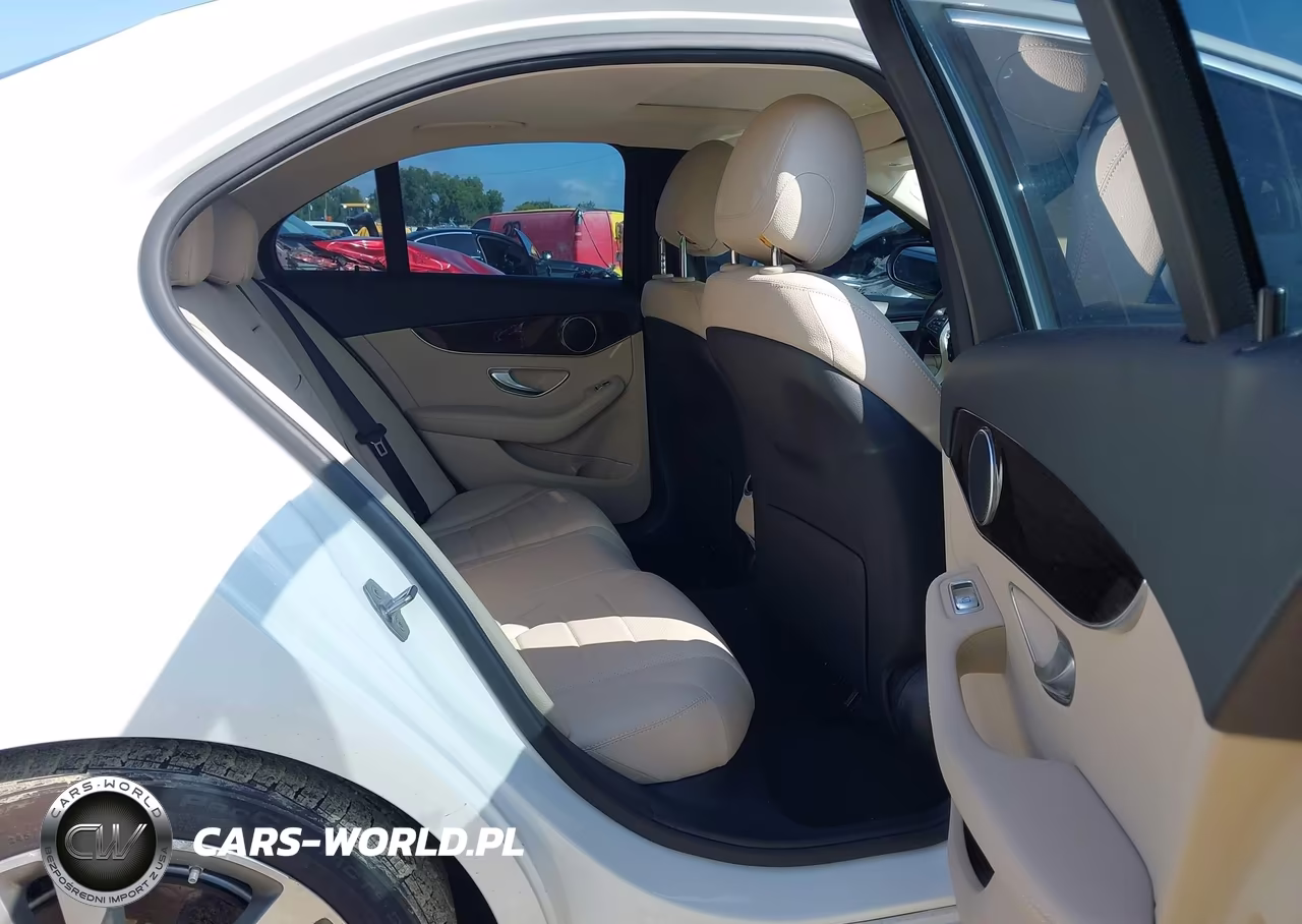 2018 Mercedes-Benz C 300 VIN:55SWF4JB6JU266320 - 8