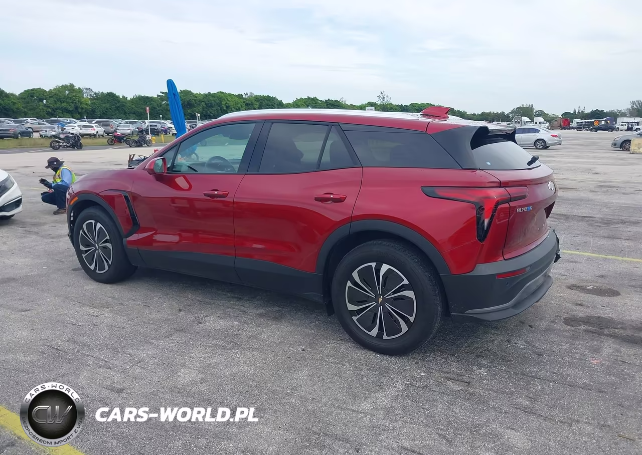 2025 Chevrolet Blazer Ev Lt Fwd VIN:3GNKDBRM1SS178999 - 3