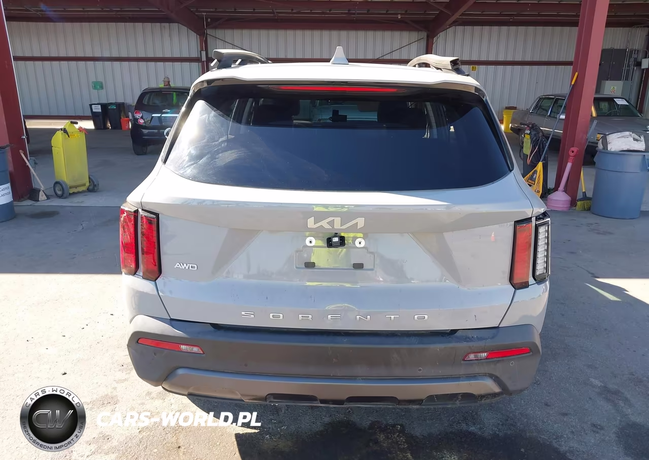2022 Kia Sorento X-Line S VIN:5XYRLDLC6NG140793 - 15