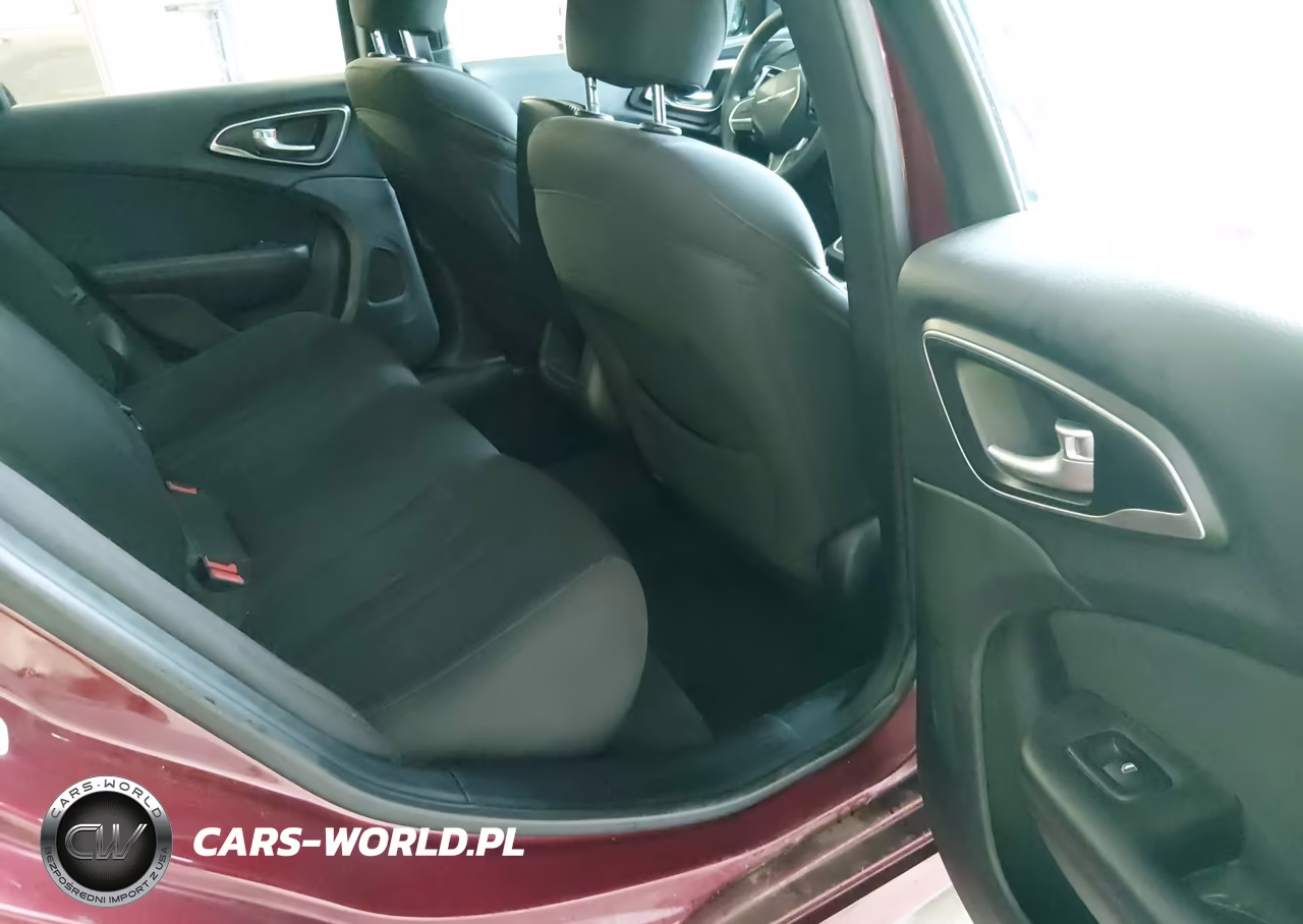 2015 Chrysler 200 Limited VIN:1C3CCCAB0FN685719 - 8