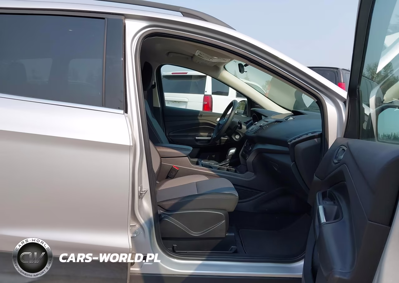 2018 Ford Escape Se VIN:1FMCU9GD5JUD08625 - 5