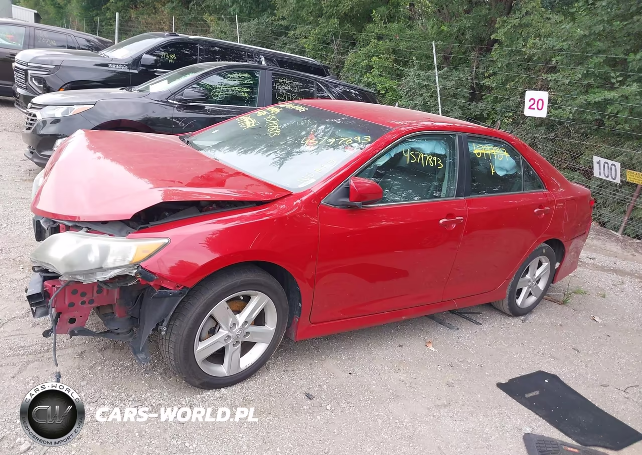 2013 Toyota Camry Se VIN:4T1BF1FK3DU677737 - 13
