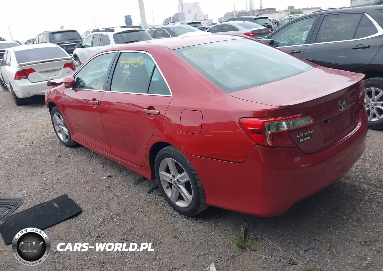 2013 Toyota Camry Se VIN:4T1BF1FK3DU677737 - 3