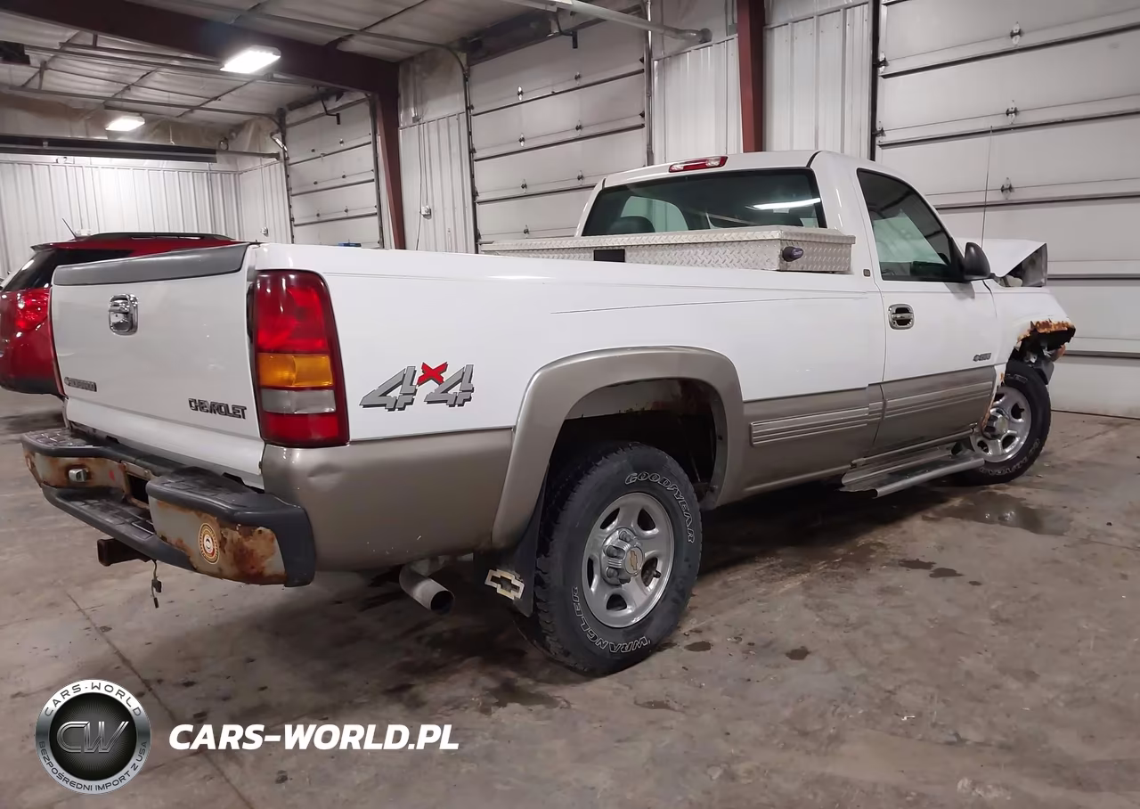 2000 Chevrolet Silverado 1500 VIN:1GCEK14V5YE358446 - 4
