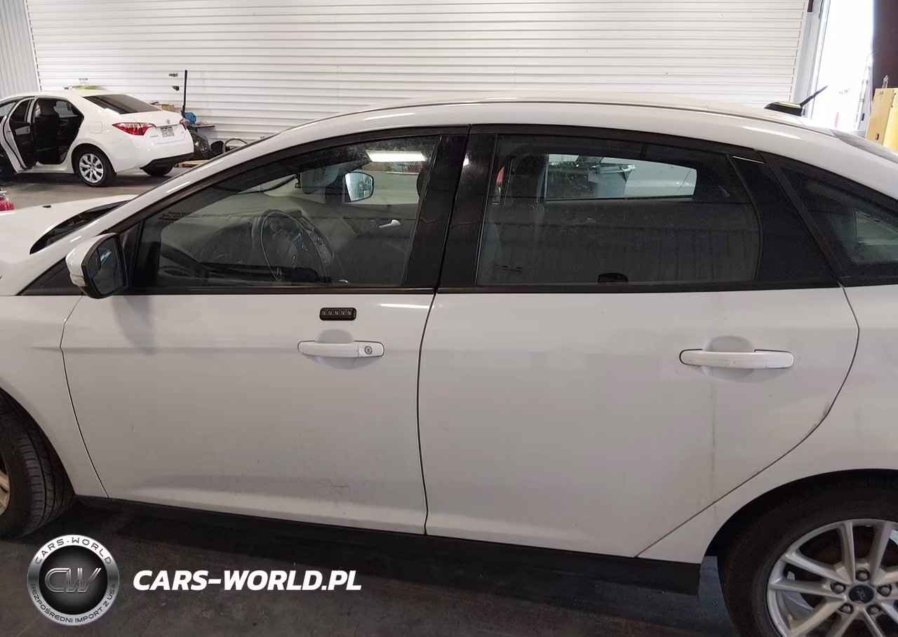 2015 Ford Focus Se VIN:1FADP3F28FL314435 - 15