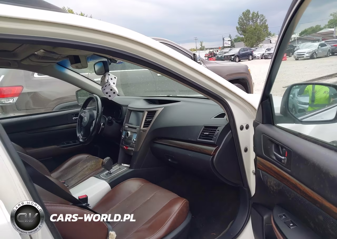 2013 Subaru Outback 3.6R Limited VIN:4S4BRDSC4D2319842 - 5