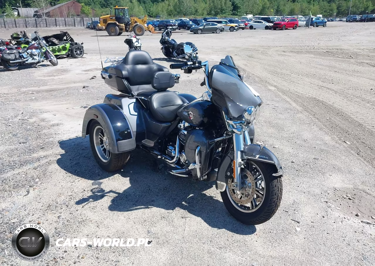 2022 Harley-Davidson Flhtcutg – zdjęcie 1 z 13